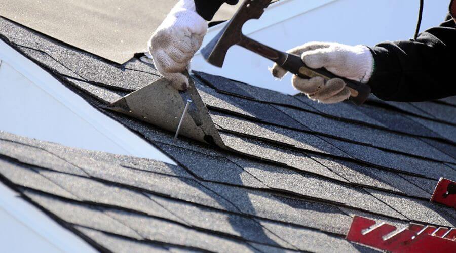 Professional residential roofers in Flemington, MO